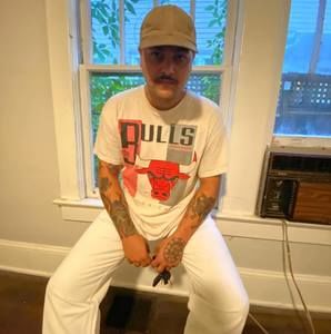 Meet your Posher, Tom